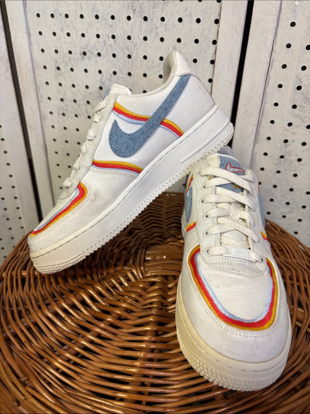 Nike AF1 - Picture 4 of 11